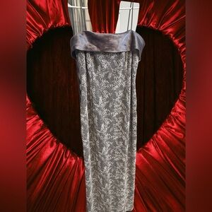 Alex Evenings Shimmering Silver Dress size women’s 12 fits also like 8/10